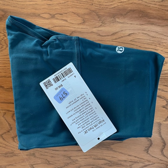 NWT Lululemon Align Pant 28” - Picture 6 of 7